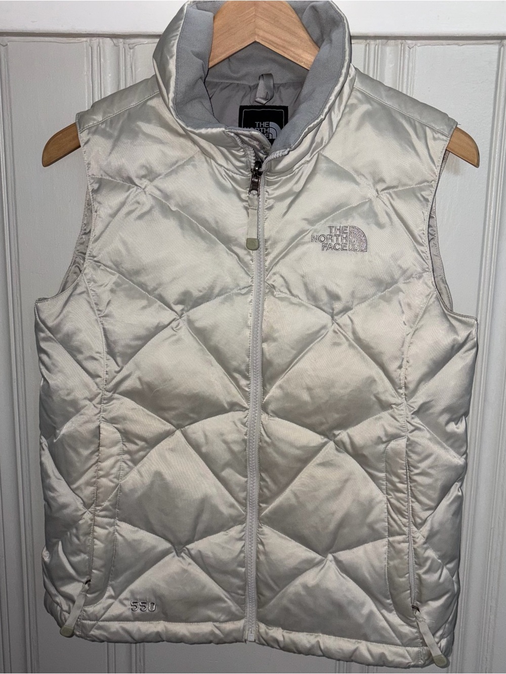 The North Face Women's small 550 Cream Down Quilted Puffer Vest